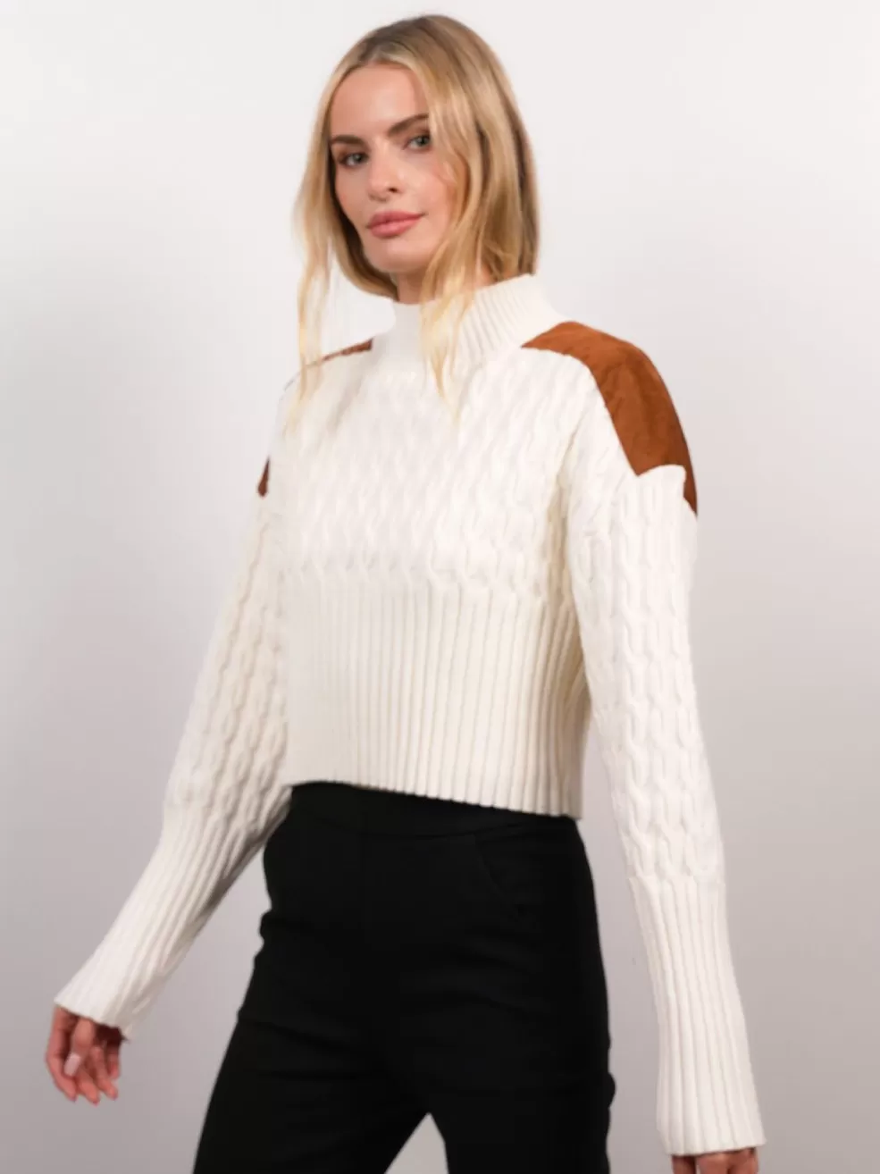 Online Khloe Cable Turtleneck Women Sweaters